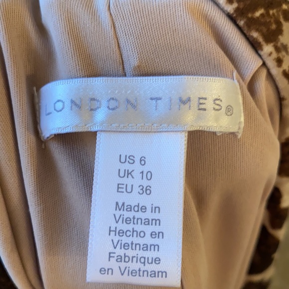 London Times Leopard Cap Sleeve Midi Dress - Picture 7 of 8